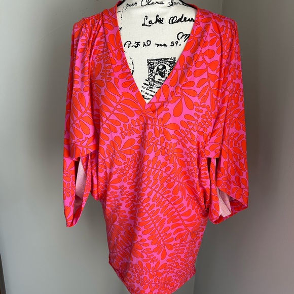 Trina Turk Pink and Red Leaf Print Coverup. Excellent Used Condition. - Picture 1 of 4